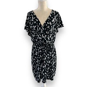 Nine West XXL Black and White Dress